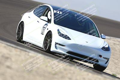 media/Nov-08-2025-Speed Ventures (Sat) [[1c7a6332f5]]/TC B/Session 2 (Turn 2)/